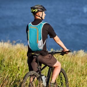 Hydration Pack,Hydration Backpack with 2L Hydration Bladder Lightweight Insulati...